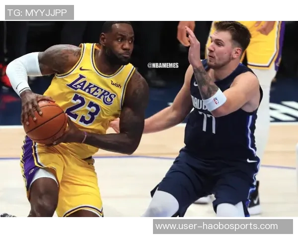 海斯称赞东契奇传球能力与老詹联手将形成强大牵制力