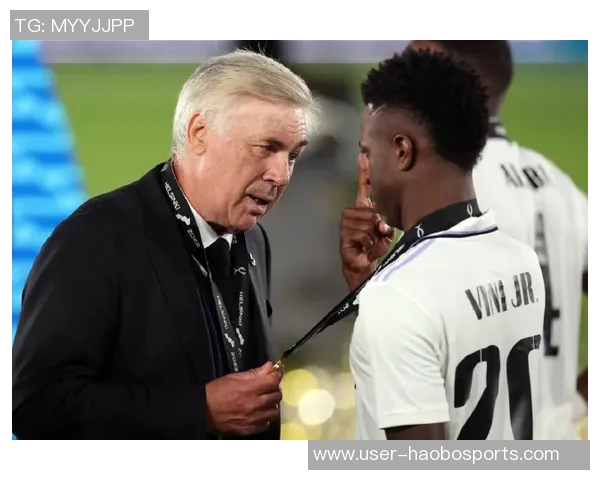 理查兹高度评价赖斯称其为当今足坛顶尖球员之一 理查兹高度评价赖斯称其为当今足坛顶尖球员之一